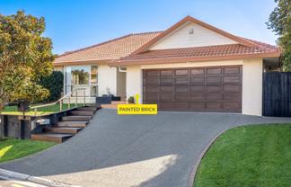 11 Gillett Place, Botany Downs