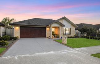 12 Plantation Avenue, Flat Bush