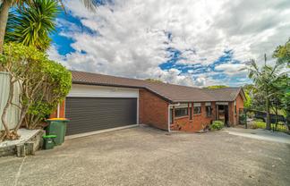 69A Golf Road, New Lynn