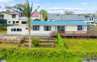 62 Tiverton Road, New Windsor