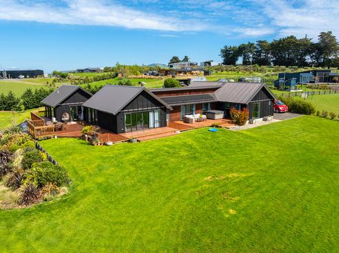 204 Baker Road, Berwick Forest