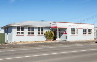 Versatile professional office space