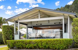 402 Waterways Parade, Pauanui
