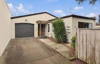 17b Ksenia Drive, Flat Bush