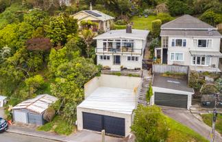 57 Farnham Street, Mornington