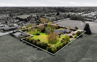 106 Gardiners Road, Harewood