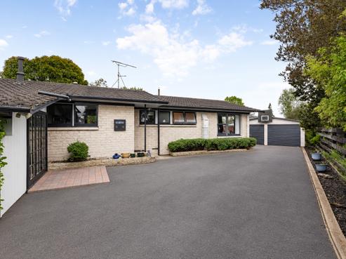 33 Chesterman Road, Riverlea