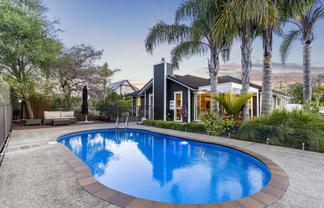 20A Cambridge Road, Riverhead