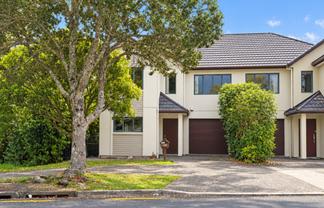103 Fields Parade, Albany
