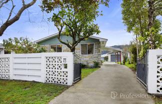 63 Hillside Drive, Maoribank