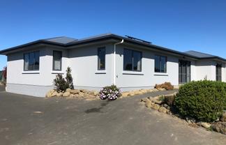 337 Homestead Road, Weston