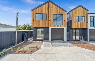 4/8 Indus Place, Half Moon Bay