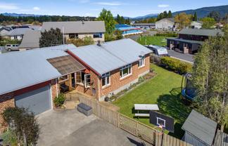 10C Pop Andrew Drive, Te Anau