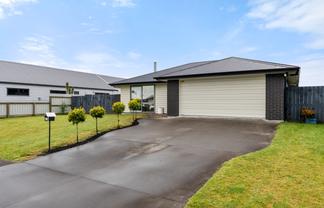 11 Fortis Place, Lytton West