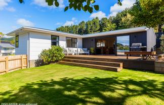 86 Field Street, Silverstream