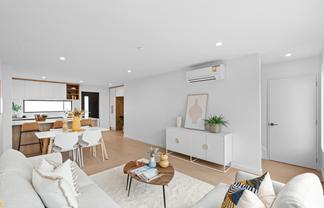 121B Lincoln Road, Addington