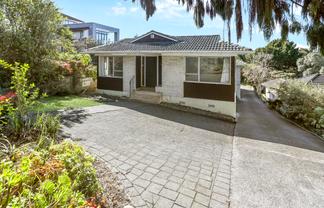 1/4 Goodall Street, Hillsborough