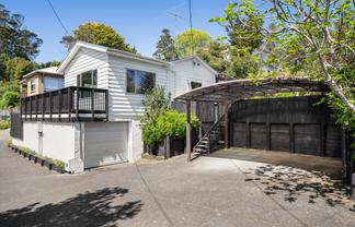 21 Archers Road, Hillcrest