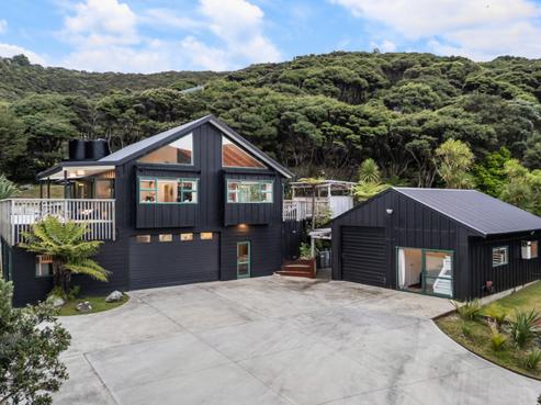 349 Blind Bay Road, Great Barrier Island