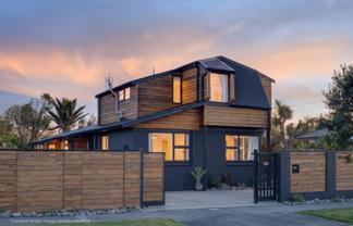 114 Rocking Horse Road, Southshore