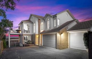 1019A Whangaparaoa Road, Manly