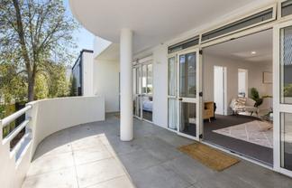 2/102 Rossall Street, Merivale