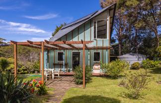 231 Orapiu Road, Waiheke Island