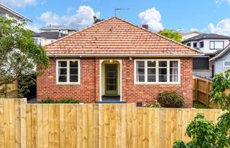 5 Mons Avenue, Mount Roskill