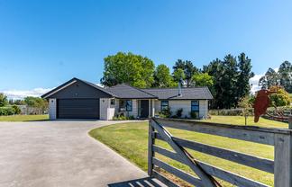 5 Kens Lane, Carterton