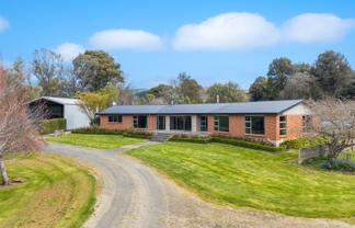 3660 Waipahi Highway, Wairuna