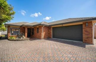 10A Brains Road, Kelston