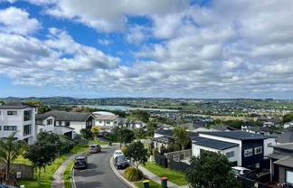 42 Ascension Crescent, Orewa