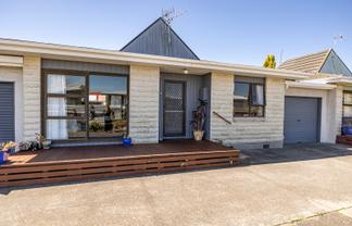 2/2 Ypres Street, Greenmeadows