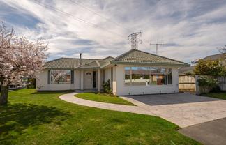 12 Carlisle Place, Marchwiel
