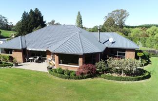 275 Homestead Road, Weston