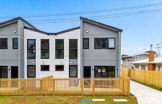 8/22 Callis Avenue, Papakura