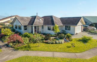 8 Tyree Drive, Stoke