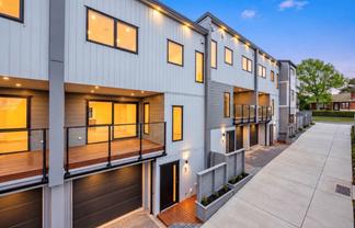 2/17 Peverill Crescent, Papatoetoe