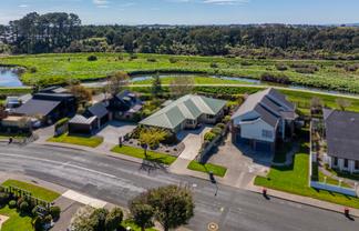 112 Gladstone Terrace, Gladstone