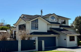 11 Toru Road, Paraparaumu Beach