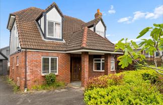 26 Lake Pupuke Drive, Takapuna
