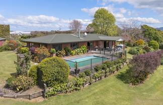 217 Ongare Point Road, Katikati