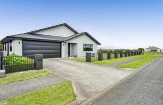 39 County Drive, Hawera