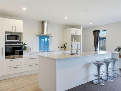 8 Cherry Avenue, Darfield