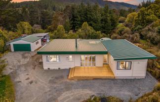 62 Kaitoke Loop, Kaitoke