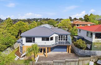 2/75A Target Road, Totara Vale