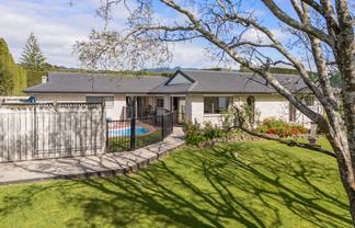 80 Lund Road, Katikati