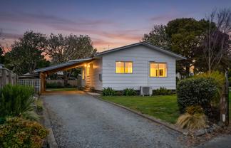 2 Tasman Crescent, Carterton