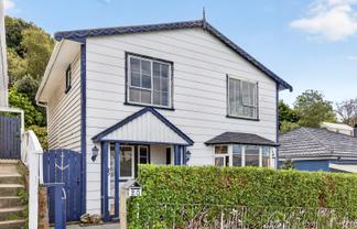20 Simeon Quay, Lyttelton