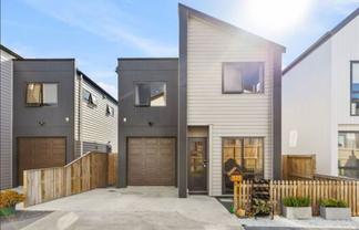 111 Waekahu Road, Westgate